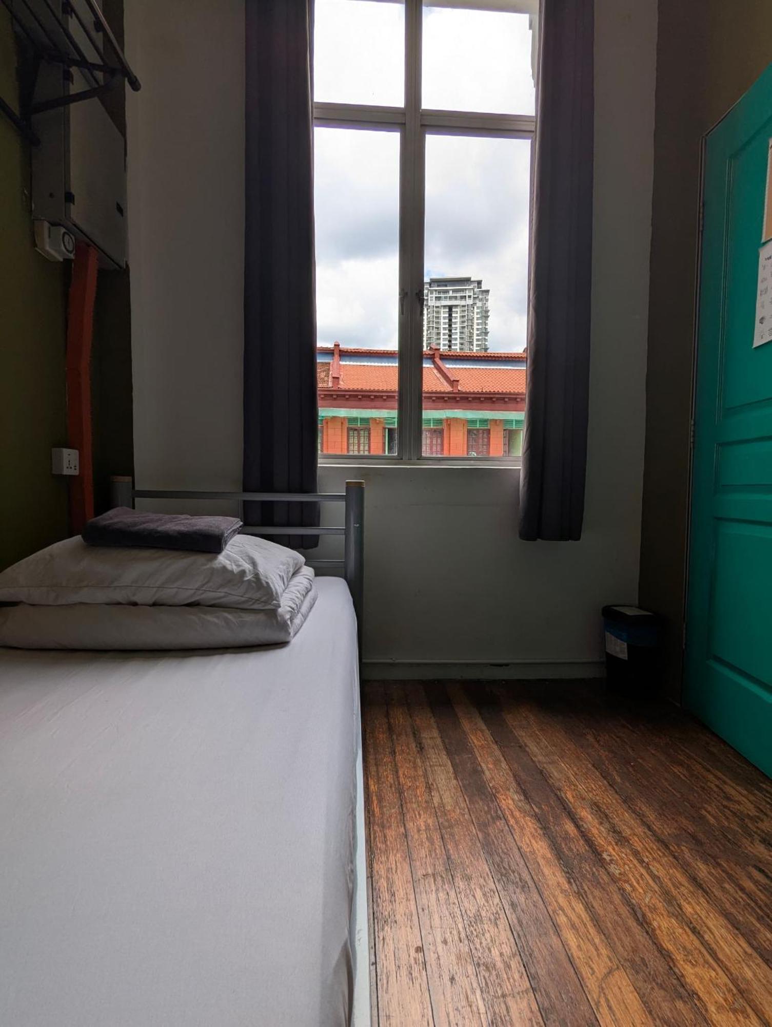 The Manor By Mingle Hostel Kuala Lumpur Exterior photo